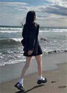 女儿死去一年后，带着另一个自己回来了张晨婉婉 全集